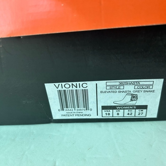 Vionic Shasta Black Comfort Snakeskin and Buckle Side Zip Ankle Booties NIB - Picture 10 of 12